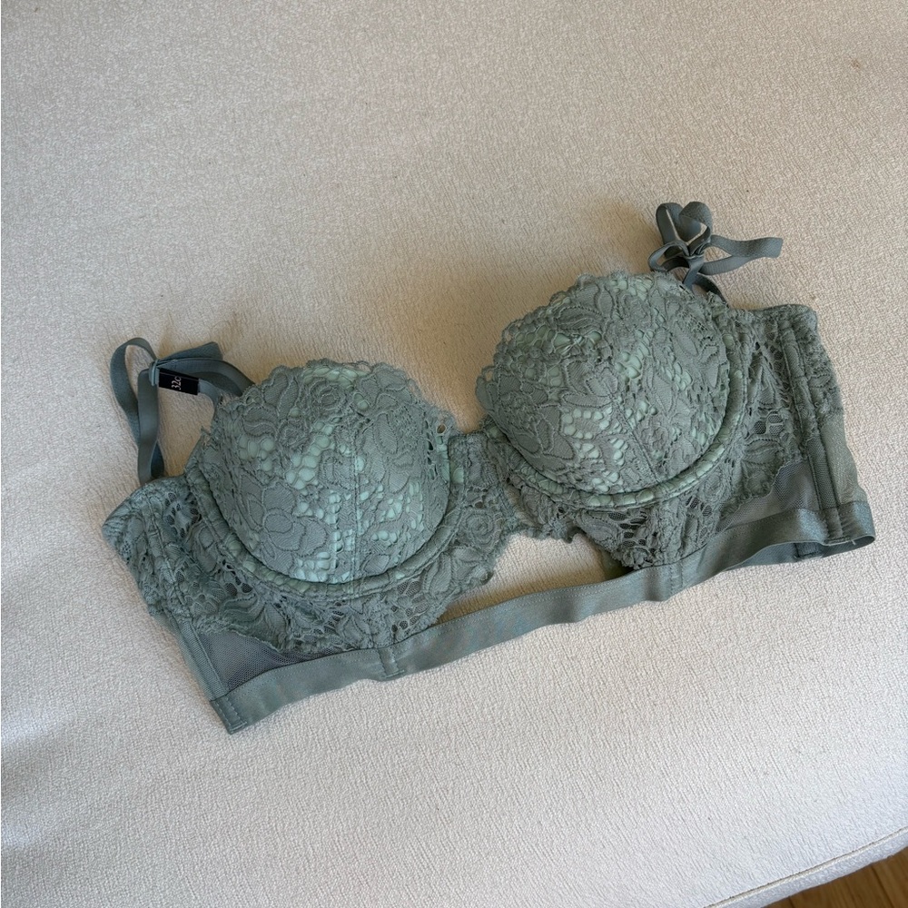 NWT Victoria's Secret Very Sexy Longline Multiway Floral Lace Bra in Sage